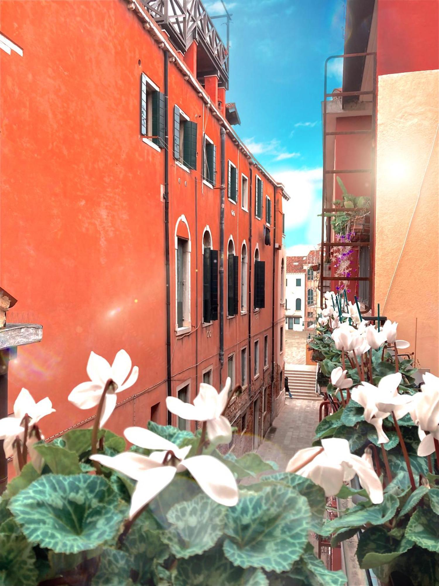 Hinc Domus - Venezia Historical City Center Veneza Exterior foto